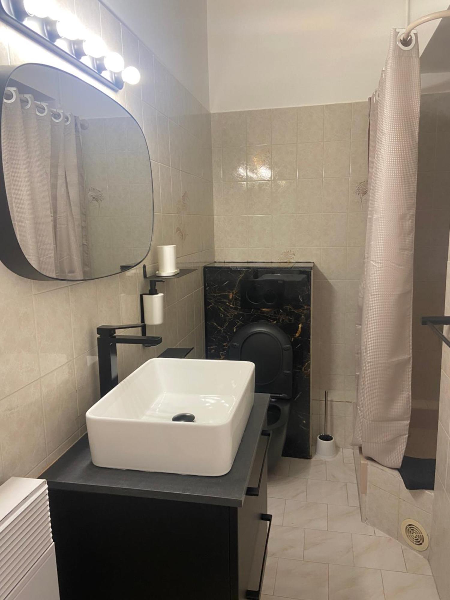 T2 Marche De Bastia Apartman Bastia  Kültér fotó